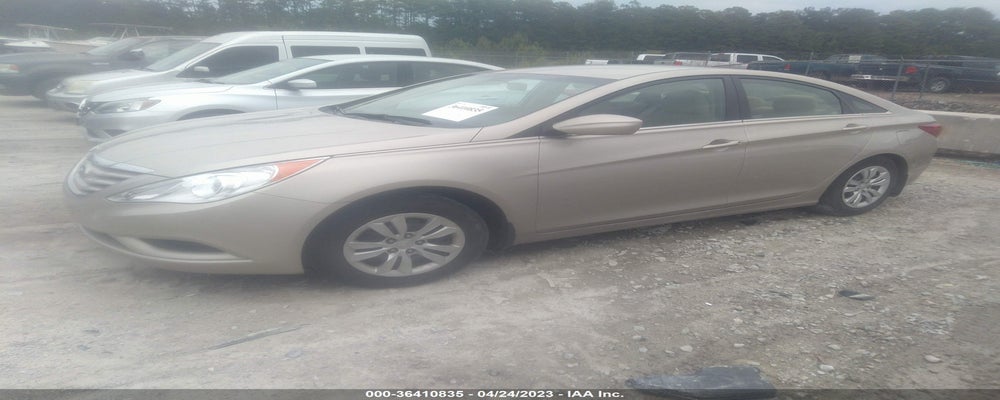 5NPEB4AC4BH188379 2011 HYUNDAI SONATA photo no. 2