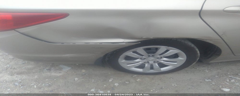 5NPEB4AC4BH188379 2011 HYUNDAI SONATA photo no. 6