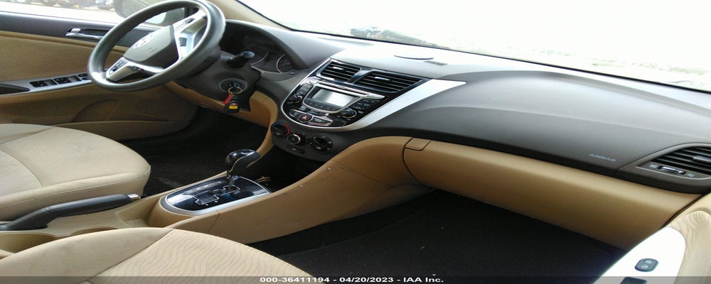KMHCU4AE2DU434031 2013 HYUNDAI ACCENT photo no. 5