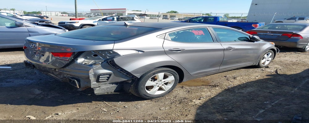 5NPDH4AE2DH419827 2013 HYUNDAI ELANTRA photo no. 4