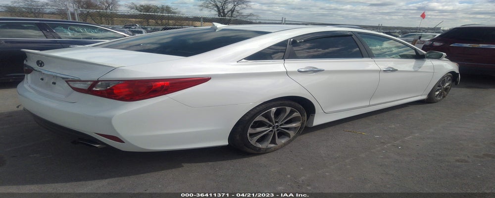5NPEC4AC6EH922473 2014 HYUNDAI SONATA photo no. 4