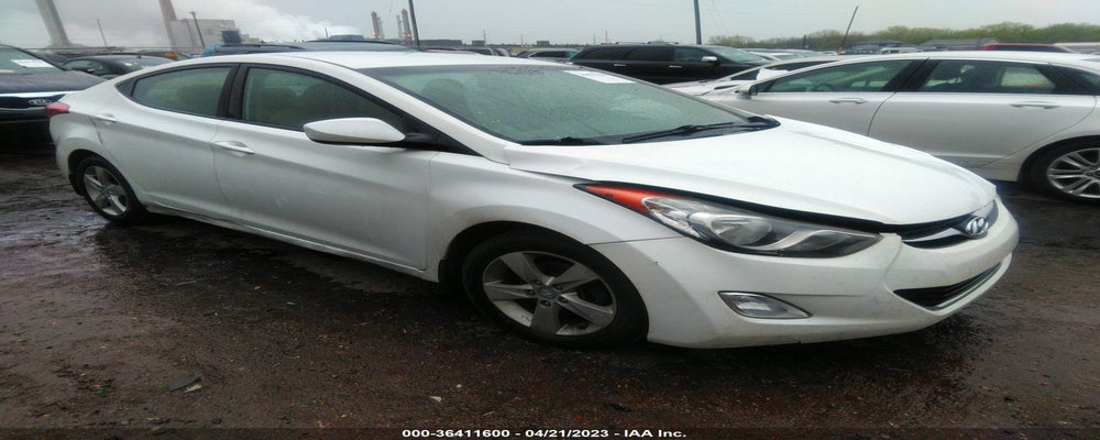 5NPDH4AE8DH168425 2013 HYUNDAI ELANTRA photo no. 2