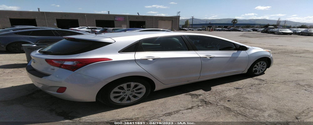 KMHD35LH7GU309485 2016 HYUNDAI ELANTRA GT photo no. 4