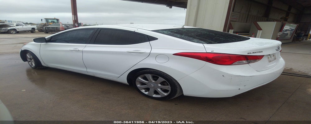 5NPDH4AE7DH315530 2013 HYUNDAI ELANTRA photo no. 3