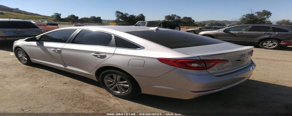 5NPE24AF9FH001444 2015 HYUNDAI SONATA photo no. 3