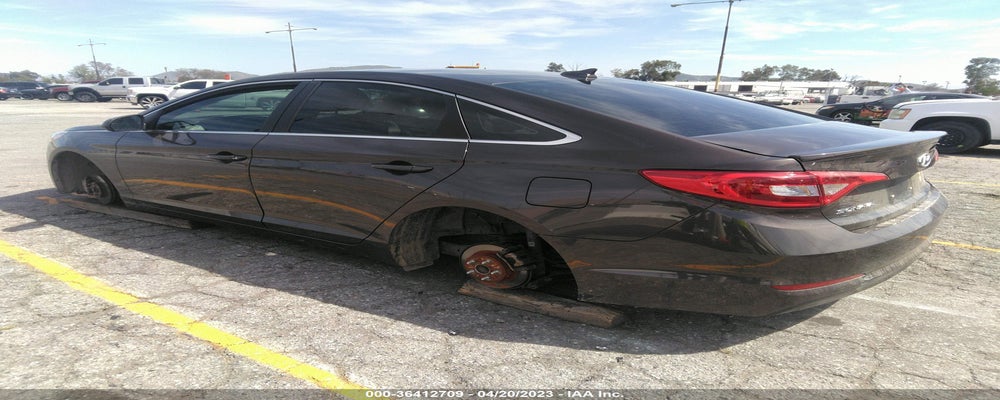 5NPE24AF6FH248890 2015 HYUNDAI SONATA photo no. 3