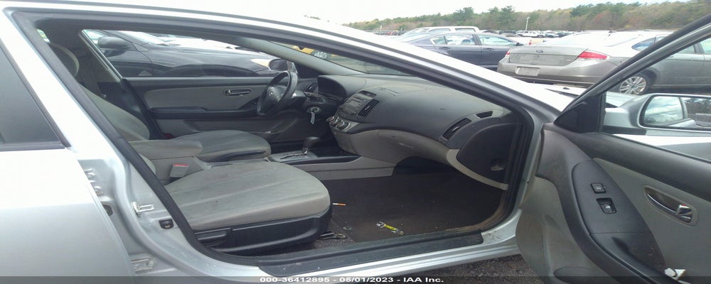 KMHDU4AD3AU941091 2010 HYUNDAI ELANTRA photo no. 5