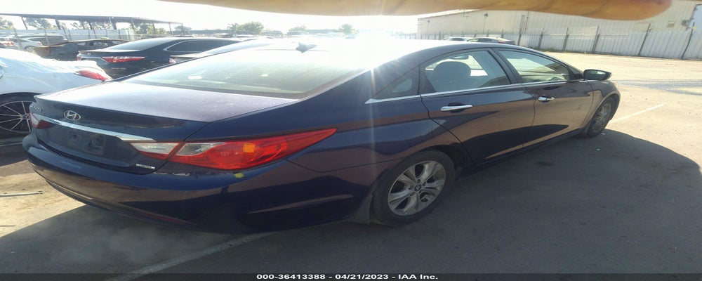 5NPEC4AC8DH585836 2013 HYUNDAI SONATA photo no. 4
