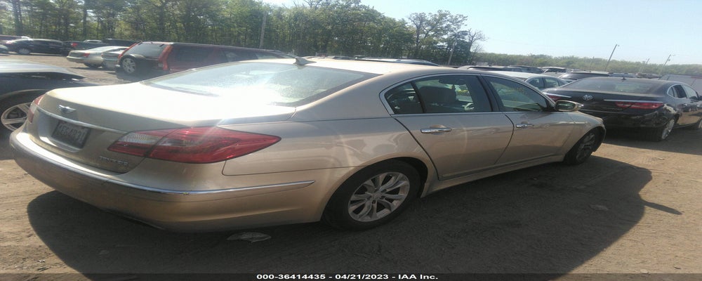 KMHGC4DD5CU176383 2012 HYUNDAI GENESIS photo no. 4