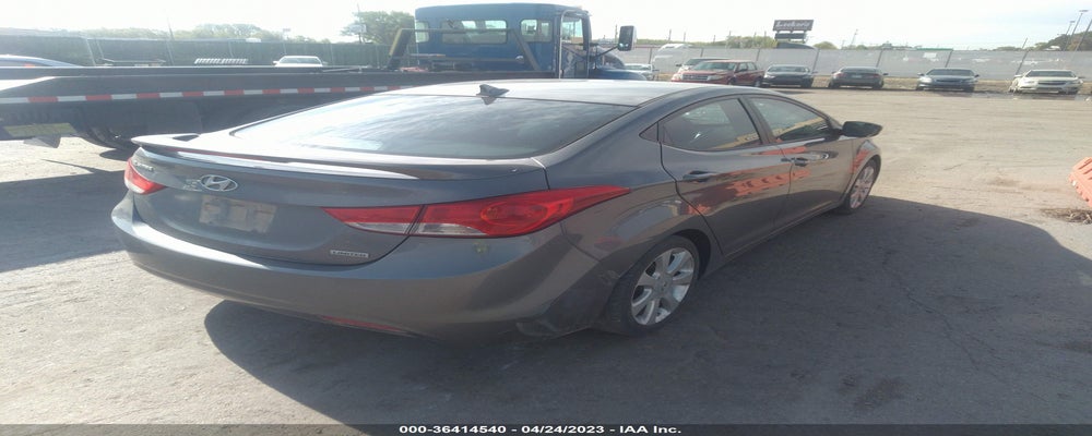 5NPDH4AE0DH307592 2013 HYUNDAI ELANTRA photo no. 4