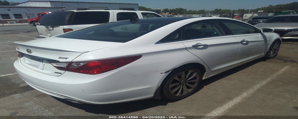 5NPEC4AB5CH378875 2012 HYUNDAI SONATA photo no. 4