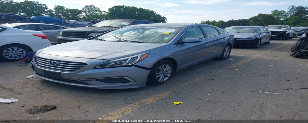 5NPE24AF3HH506091 2017 HYUNDAI SONATA photo no. 2