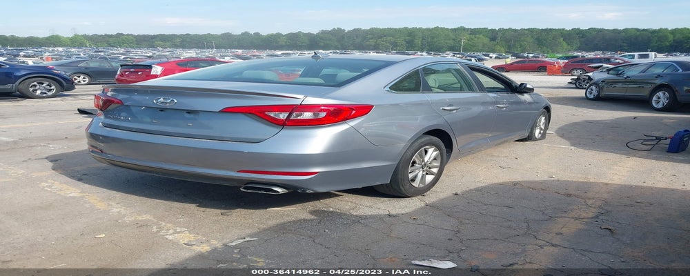 5NPE24AF3HH506091 2017 HYUNDAI SONATA photo no. 4