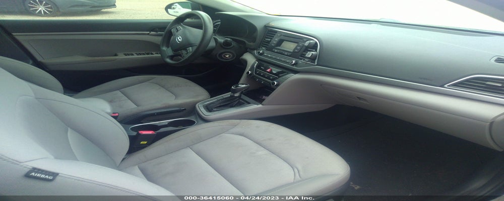 KMHD74LF8HU378863 2017 HYUNDAI ELANTRA photo no. 5