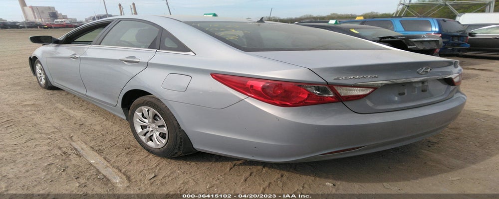 5NPEB4AC4CH483774 2012 HYUNDAI SONATA photo no. 3