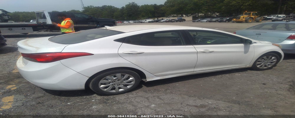 5NPDH4AE8BH025763 2011 HYUNDAI ELANTRA photo no. 4