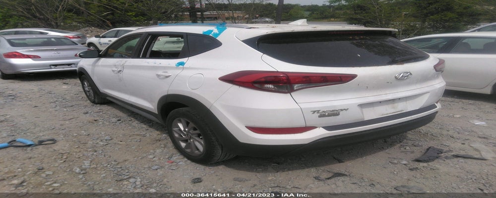 KM8J33A42JU655992 2018 HYUNDAI TUCSON photo no. 3