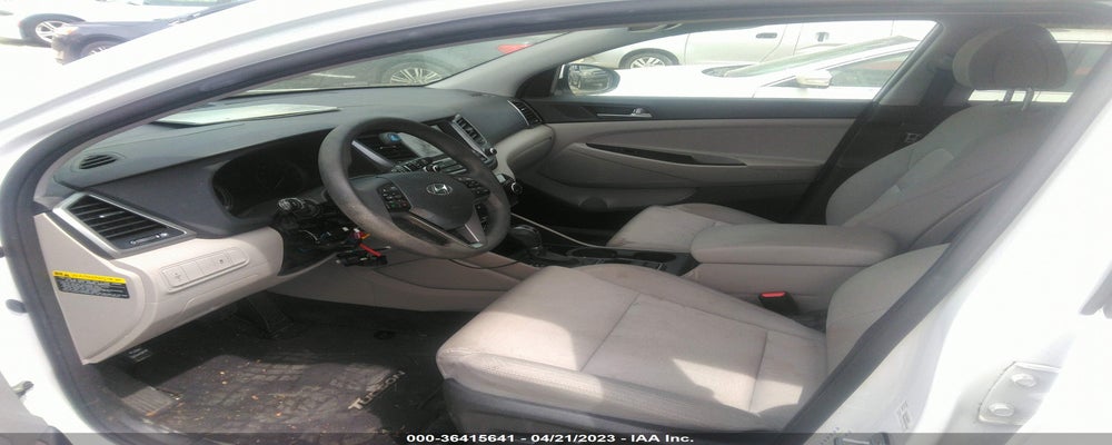 KM8J33A42JU655992 2018 HYUNDAI TUCSON photo no. 5