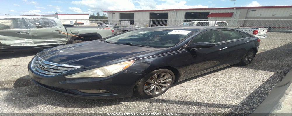5NPEC4AC4BH184619 2011 HYUNDAI SONATA photo no. 2