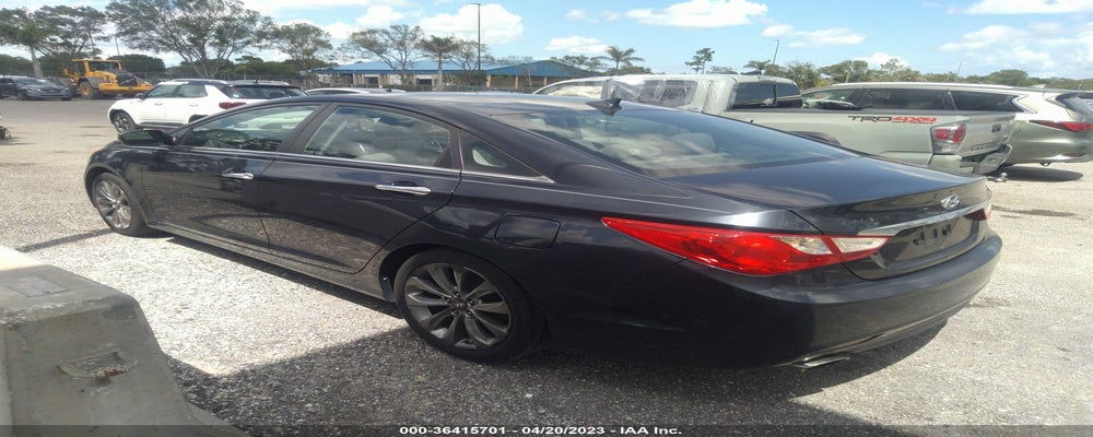 5NPEC4AC4BH184619 2011 HYUNDAI SONATA photo no. 3