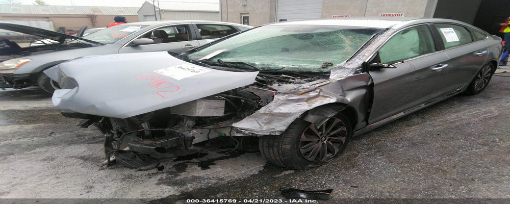 5NPE34AF6FH104902 2015 HYUNDAI SONATA photo no. 2
