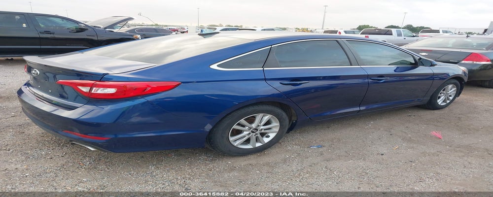 5NPE24AF8FH199658 2015 HYUNDAI SONATA photo no. 4