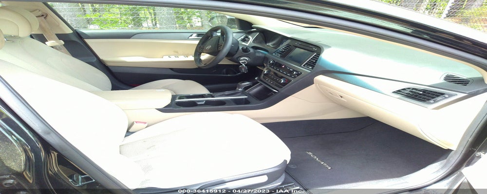 5NPE24AF1H553877  2017 HYUNDAI SONATA photo no. 5