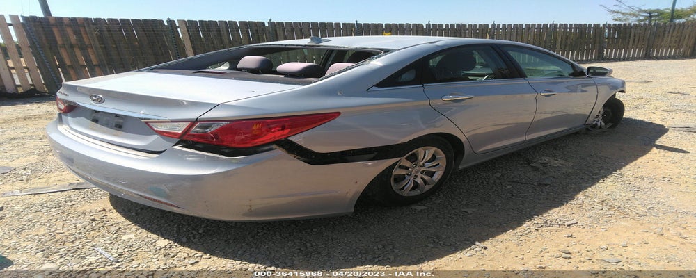 5NPEB4AC1CH349725 2012 HYUNDAI SONATA photo no. 4