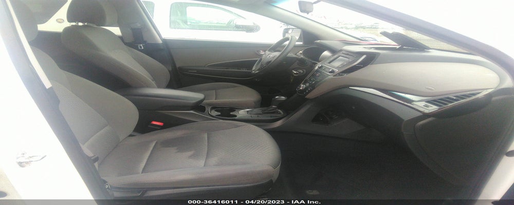 5NMZTDLB8JH088588 2018 HYUNDAI SANTA FE SPORT photo no. 5