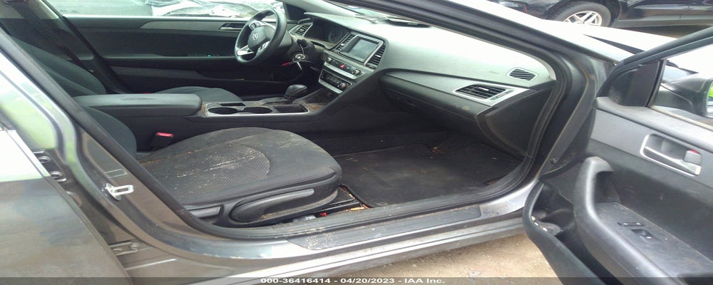 5NPE24AF2KH780924 2019 HYUNDAI SONATA photo no. 5