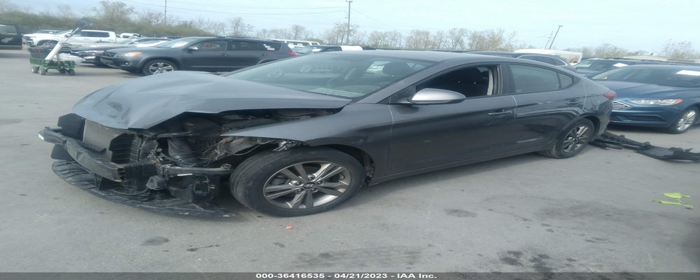 5NPD84LF4JH275991 2018 HYUNDAI ELANTRA photo no. 2