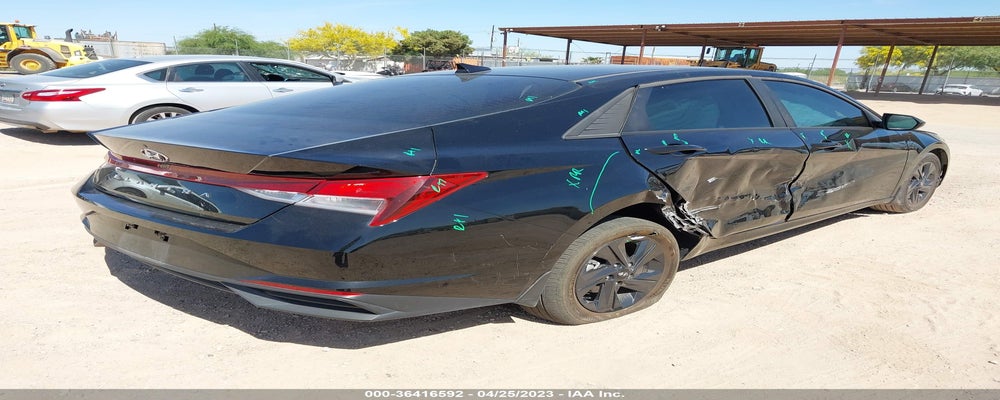 KMHLM4AGXNU321950 2022 HYUNDAI ELANTRA photo no. 4
