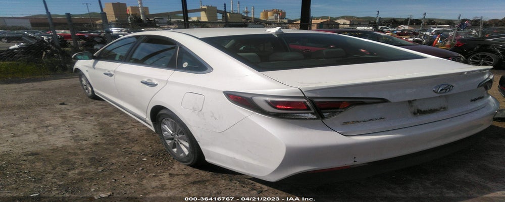 KMHE24L15GA011782 2016 HYUNDAI SONATA HYBRID photo no. 3