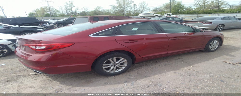 5NPE24AF7FH246517 2015 HYUNDAI SONATA photo no. 4