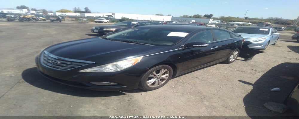 5NPEC4AC8BH162462 2011 HYUNDAI SONATA photo no. 2