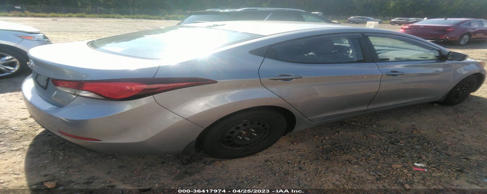 5NPDH4AE2GH717699 2016 HYUNDAI ELANTRA photo no. 4