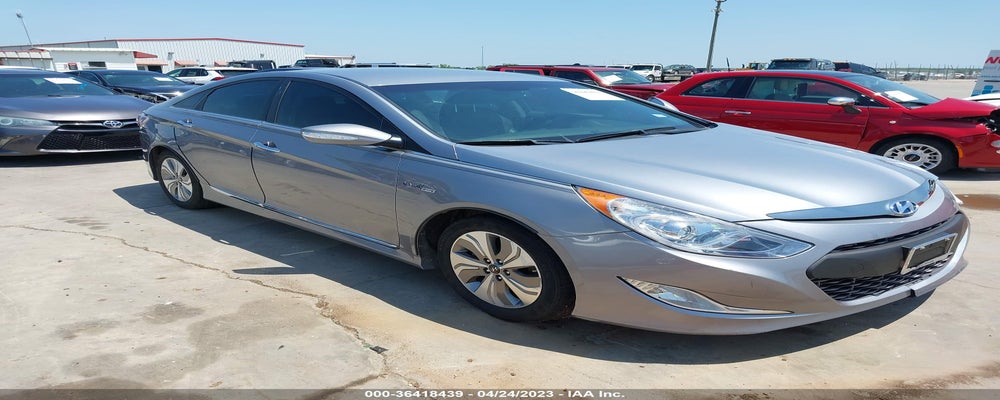 KMHEC4A41FA125075 2015 HYUNDAI SONATA HYBRID photo no. 9