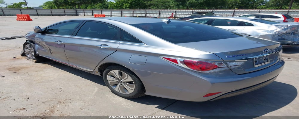 KMHEC4A41FA125075 2015 HYUNDAI SONATA HYBRID photo no. 3