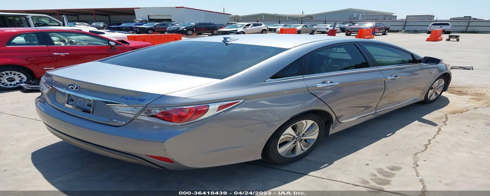 KMHEC4A41FA125075 2015 HYUNDAI SONATA HYBRID photo no. 4
