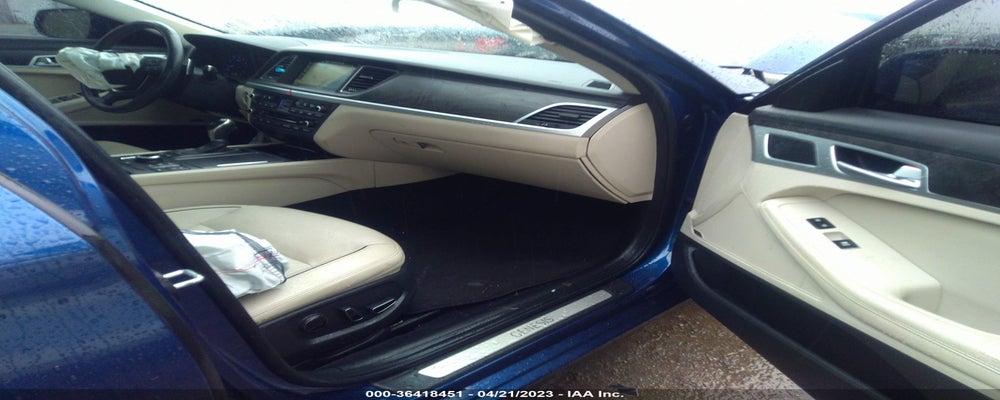 KMHGN4JE0FU065851 2015 HYUNDAI GENESIS photo no. 5