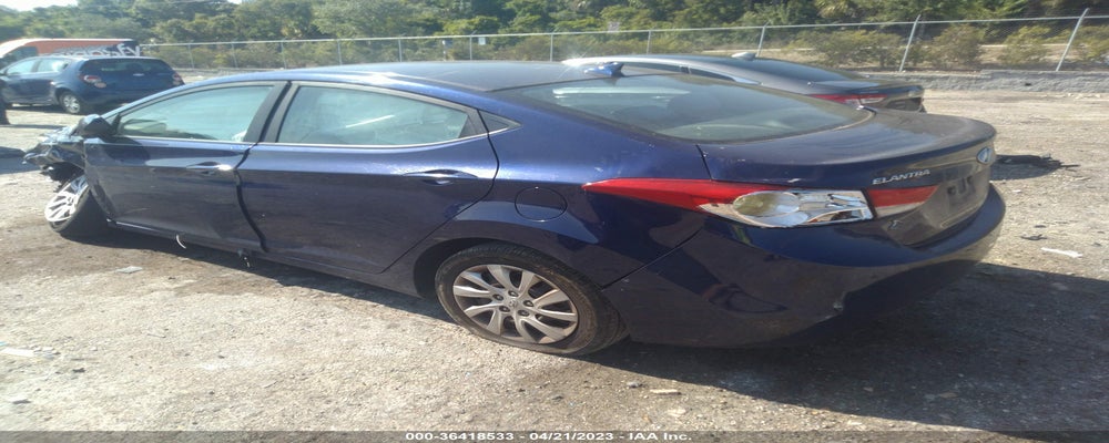 5NPDH4AEXBH030138 2011 HYUNDAI ELANTRA photo no. 3