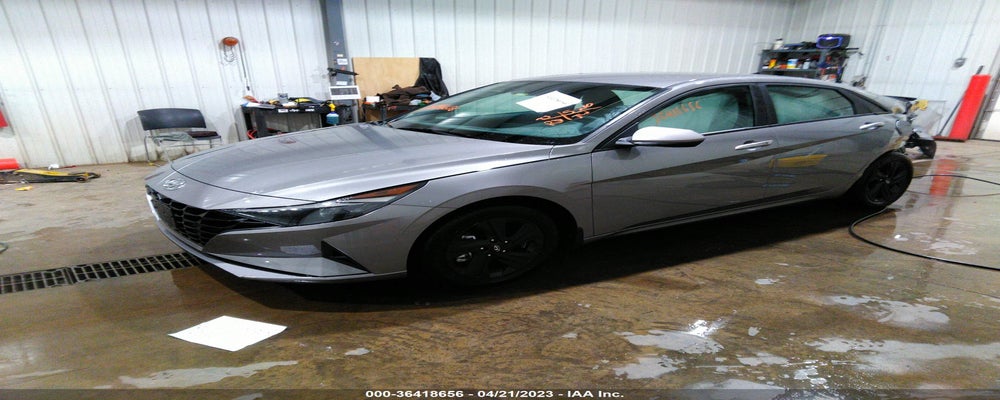 KMHLM4AG1PU469312 2023 HYUNDAI ELANTRA photo no. 2