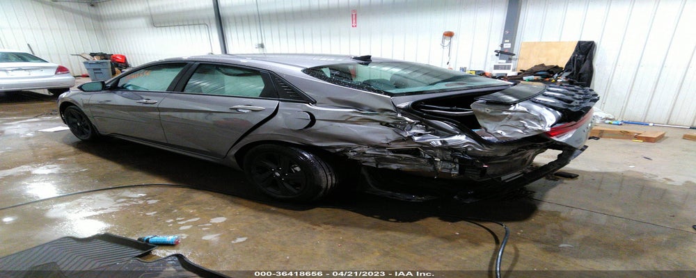 KMHLM4AG1PU469312 2023 HYUNDAI ELANTRA photo no. 3