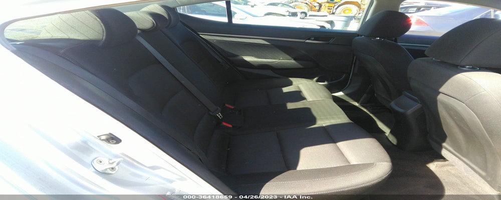 KMHD74LFXJU646222 2018 HYUNDAI ELANTRA photo no. 8
