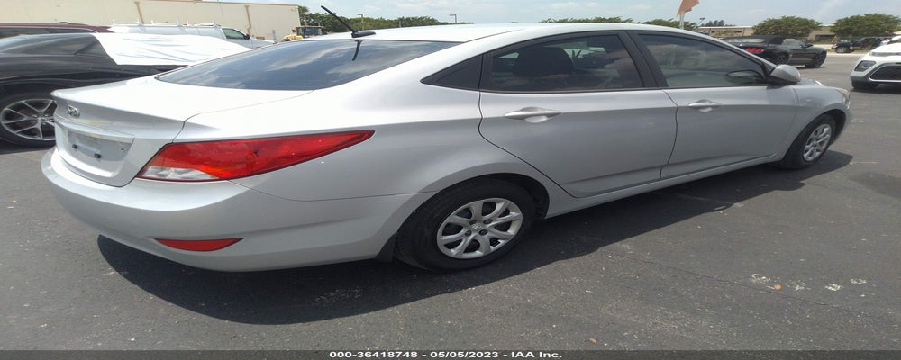 KMHCT4AE0FU915577 2015 HYUNDAI ACCENT photo no. 4