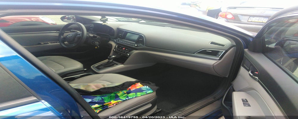 5NPD84LF7HH095737 2017 HYUNDAI ELANTRA photo no. 5