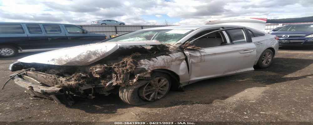 5NPE24AF1HH465685 2017 HYUNDAI SONATA photo no. 2