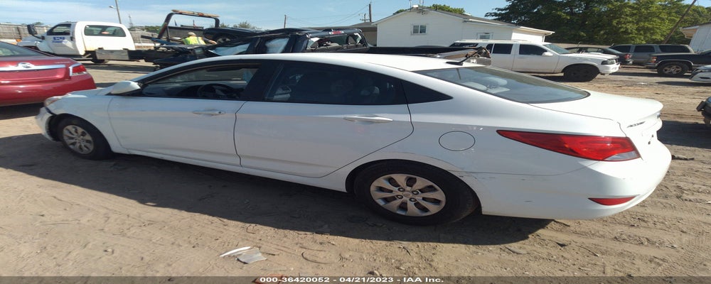 KMHCT4AE3FU843063 2015 HYUNDAI ACCENT photo no. 3