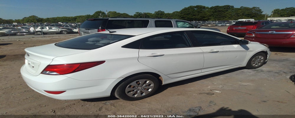 KMHCT4AE3FU843063 2015 HYUNDAI ACCENT photo no. 4
