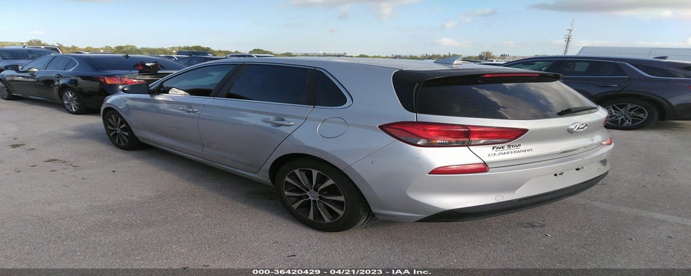 KMHH35LE8JU063271 2018 HYUNDAI ELANTRA GT photo no. 3